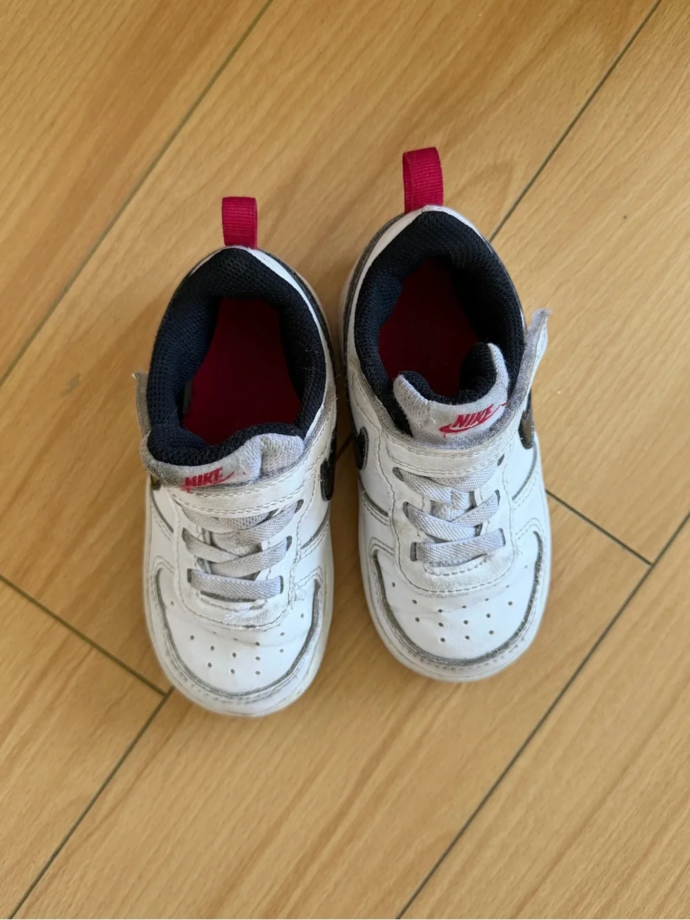 Nike Court Borough with Glitter Swoosh Size 8C